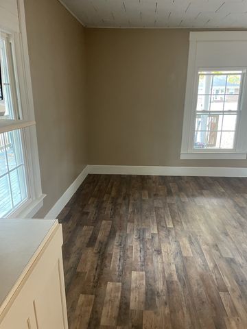 138 S Main St, Cornersville, TN 37047