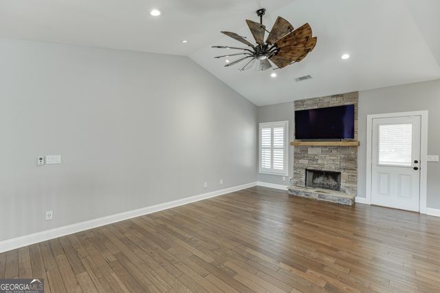 2729 Eva Court SE, Bethlehem, GA 30620