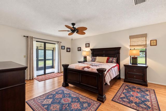 459 KNOLLWOOD Court 459, Royal Palm Beach, FL 33411