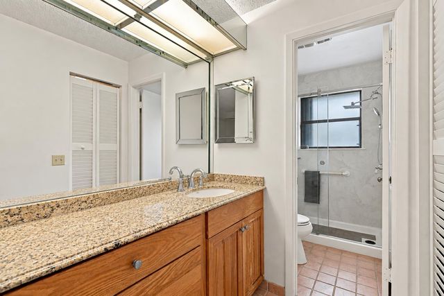 459 KNOLLWOOD Court 459, Royal Palm Beach, FL 33411