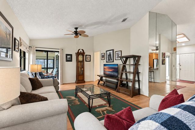 459 KNOLLWOOD Court 459, Royal Palm Beach, FL 33411