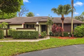 459 KNOLLWOOD Court 459, Royal Palm Beach, FL 33411