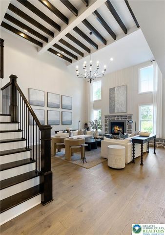 5401 Red Oak Drive, Upper Saucon Twp, PA 18049