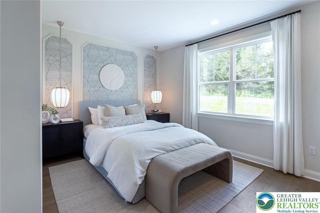 5401 Red Oak Drive, Upper Saucon Twp, PA 18049