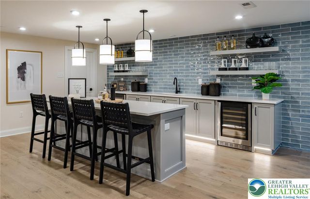 5401 Red Oak Drive, Upper Saucon Twp, PA 18049