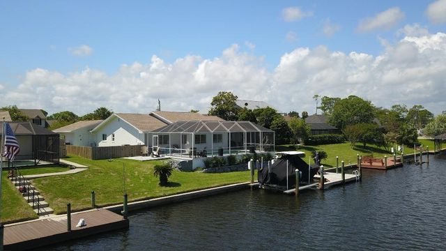 7 CEDARFORD COURT, Palm Coast, FL 32137