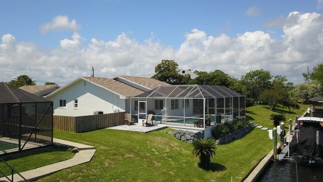7 CEDARFORD COURT, Palm Coast, FL 32137