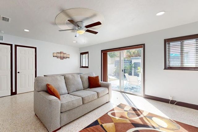 741 W 10th Street, Riviera Beach, FL 33404