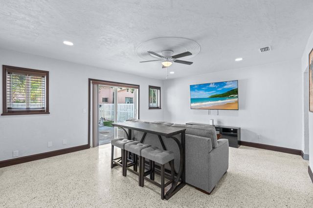 741 W 10th Street, Riviera Beach, FL 33404