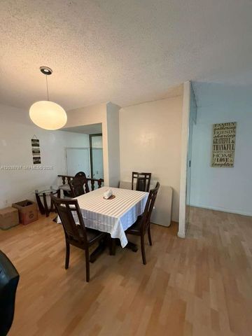 8775 Park Blvd 318, Miami, FL 33172
