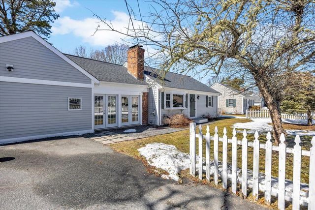43 Captain Daniel Road, South Yarmouth, MA 02664