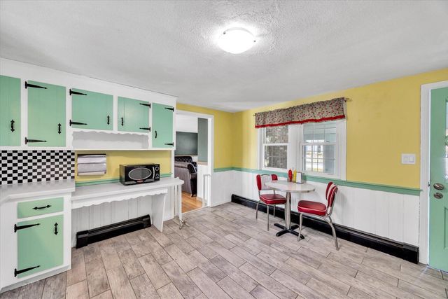 43 Captain Daniel Road, South Yarmouth, MA 02664