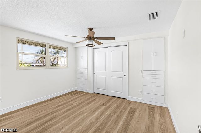 2272 York RD, St James City, FL 33956