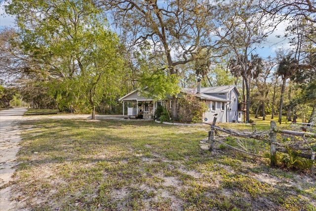 1506 NE Cedar Street, Steinhatchee, FL 32359