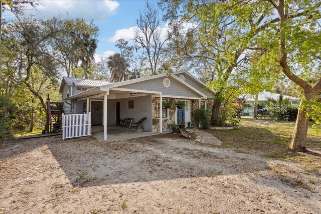 1506 NE Cedar Street, Steinhatchee, FL 32359