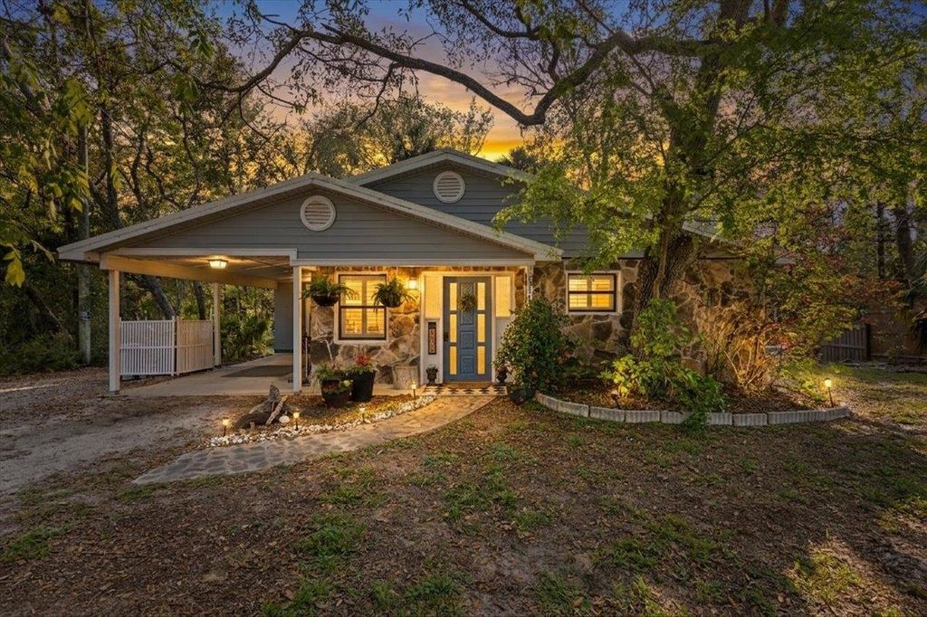 1506 NE Cedar Street, Steinhatchee, FL 32359