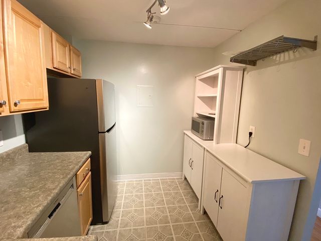 573 Broad Street 335, Weymouth, MA 02189