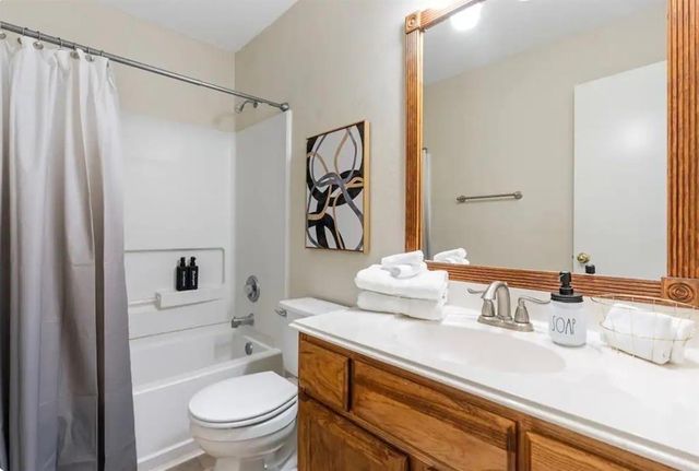 1609 Palcio Real Drive, Houston, TX 77047