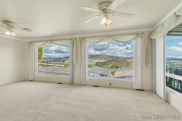 275 S Worthington SPC 55, Spring Valley, CA 91977