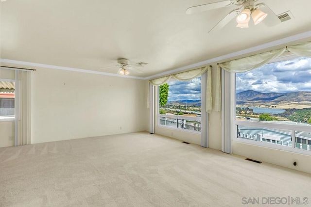 275 S Worthington SPC 55, Spring Valley, CA 91977