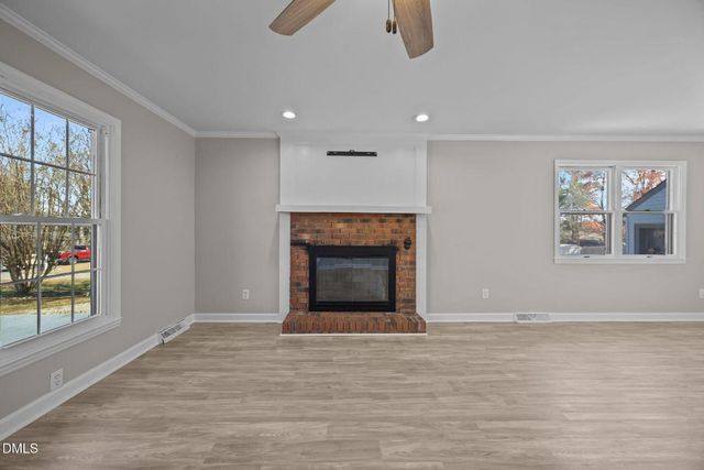 543 Lori Lane, Winston Salem, NC 27127