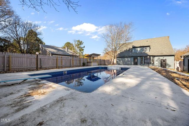 543 Lori Lane, Winston Salem, NC 27127