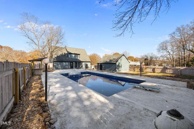 543 Lori Lane, Winston Salem, NC 27127