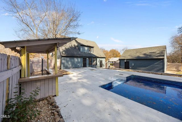 543 Lori Lane, Winston Salem, NC 27127