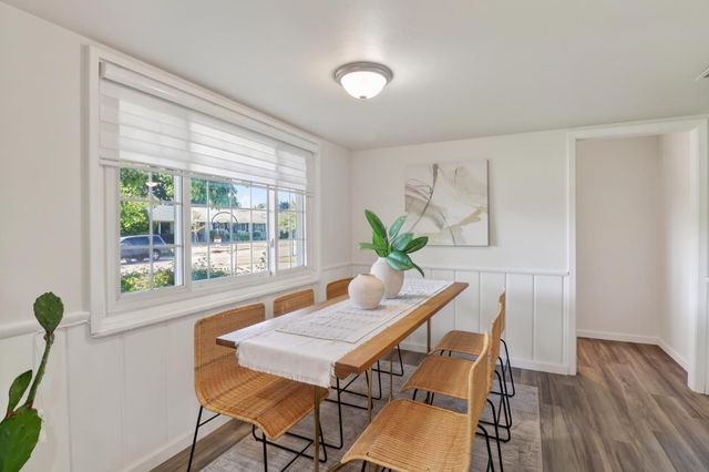2800 Stafford Way, Sacramento, CA 95821