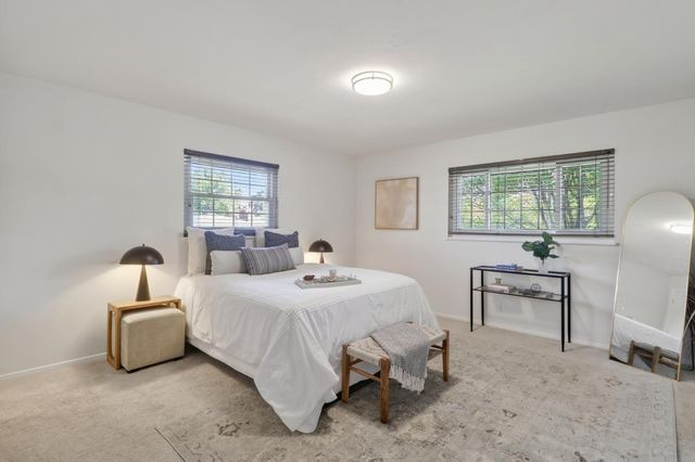 2800 Stafford Way, Sacramento, CA 95821