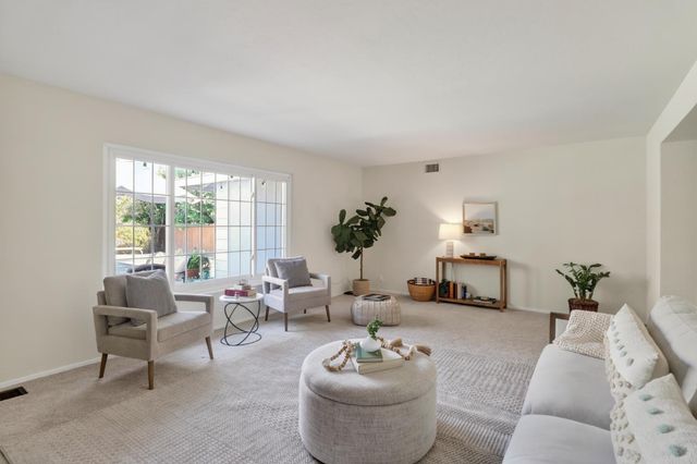 2800 Stafford Way, Sacramento, CA 95821