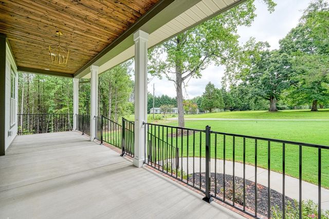 586 Clifdale Road, Spartanburg, SC 29307