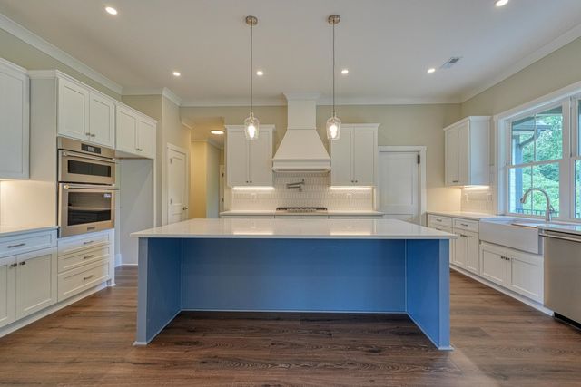 586 Clifdale Road, Spartanburg, SC 29307