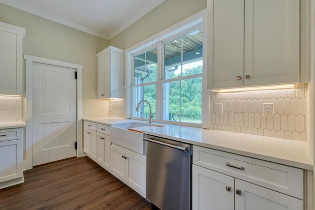 586 Clifdale Road, Spartanburg, SC 29307