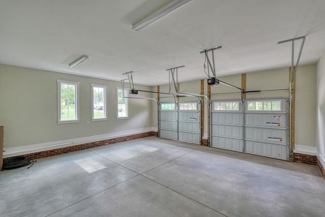 586 Clifdale Road, Spartanburg, SC 29307