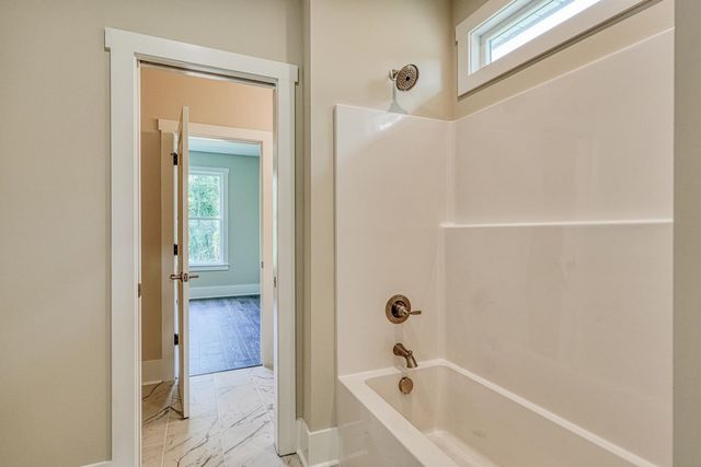 586 Clifdale Road, Spartanburg, SC 29307