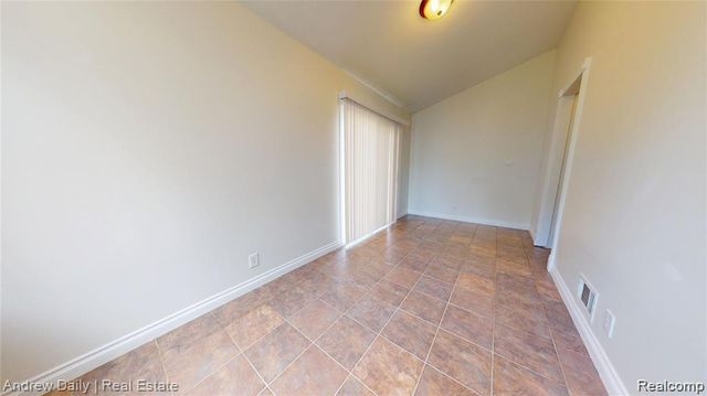 3734 Buckingham Avenue, Berkley, MI 48072