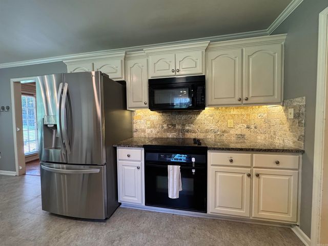14412 Woodcreek Drive, Little Rock, AR 72211