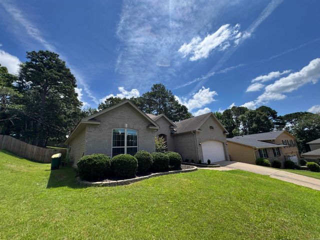 14412 Woodcreek Drive, Little Rock, AR 72211