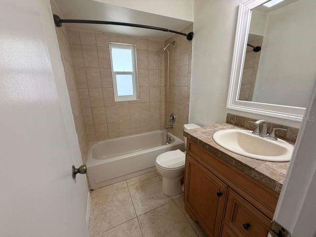 327 N CERVIDAE DRIVE, Apopka, FL 32703