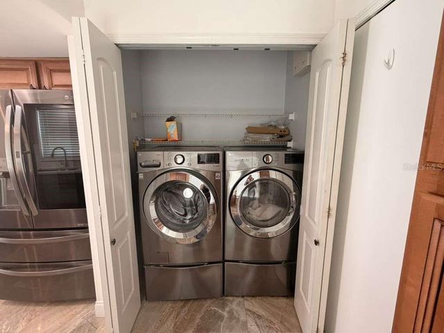 327 N CERVIDAE DRIVE, Apopka, FL 32703