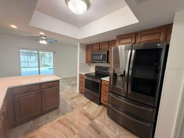 327 N CERVIDAE DRIVE, Apopka, FL 32703