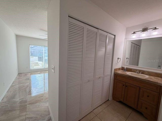 327 N CERVIDAE DRIVE, Apopka, FL 32703