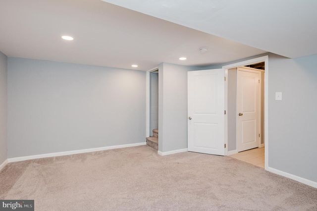 2162 VAILTHORN, Middle River, MD 21220