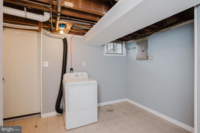 2162 VAILTHORN, Middle River, MD 21220