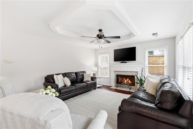 4920 Heards Forest NW Drive, Acworth, GA 30102