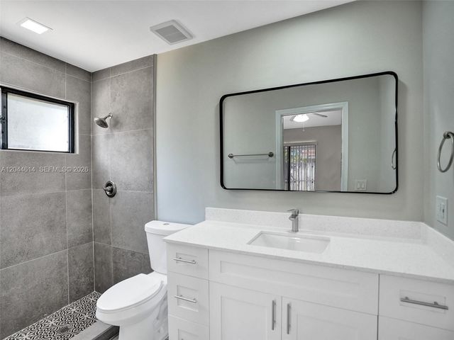 3216 NW 105th Ave, Sunrise, FL 33351