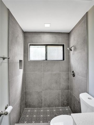 3216 NW 105th Ave, Sunrise, FL 33351
