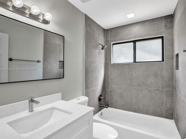 3216 NW 105th Ave, Sunrise, FL 33351