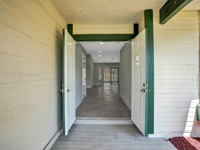 3216 NW 105th Ave, Sunrise, FL 33351